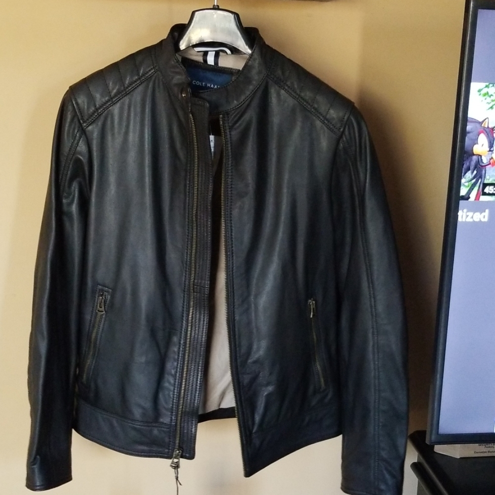 Men's Cole Haan genuine leather jacket.
